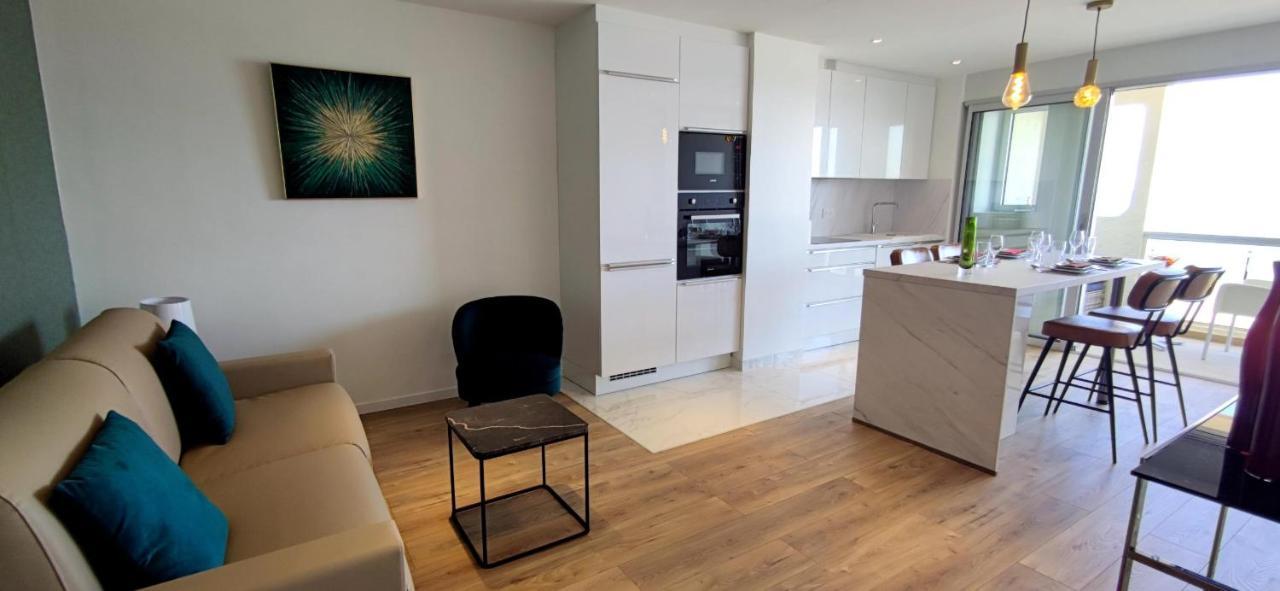 Apartment Belle Vue Acces Piscine Couverte Et Chauffee *